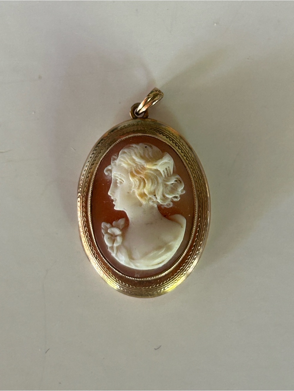 Antique Edwardian Hardstone Cameo Pendant